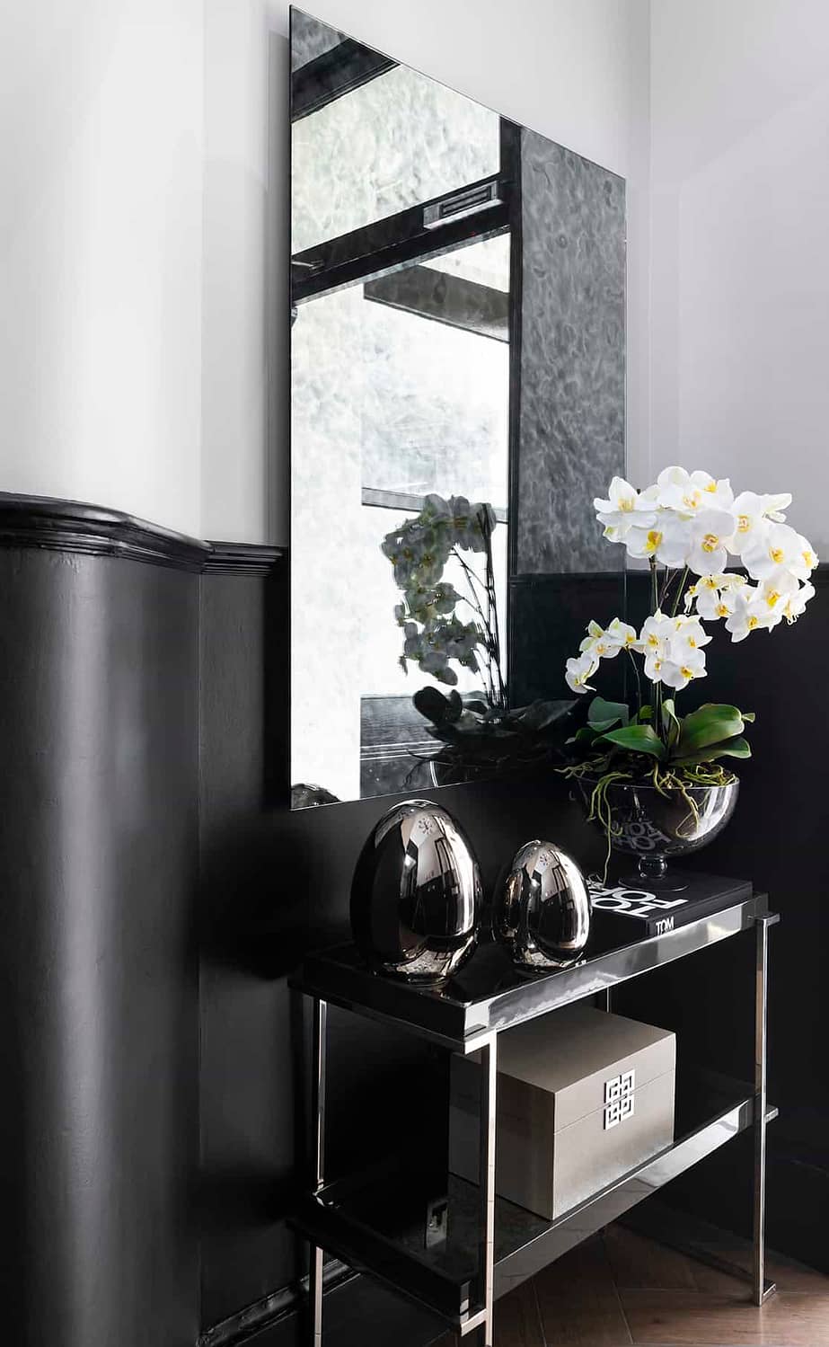Hyde Park Interior Design for Hotel Console Table